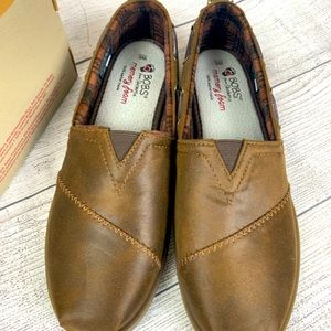 Bobs by Skechers NIB size 8